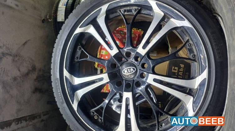  Wheel and Rims  