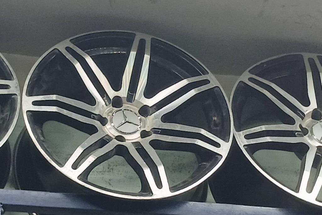  Wheel and Rims  