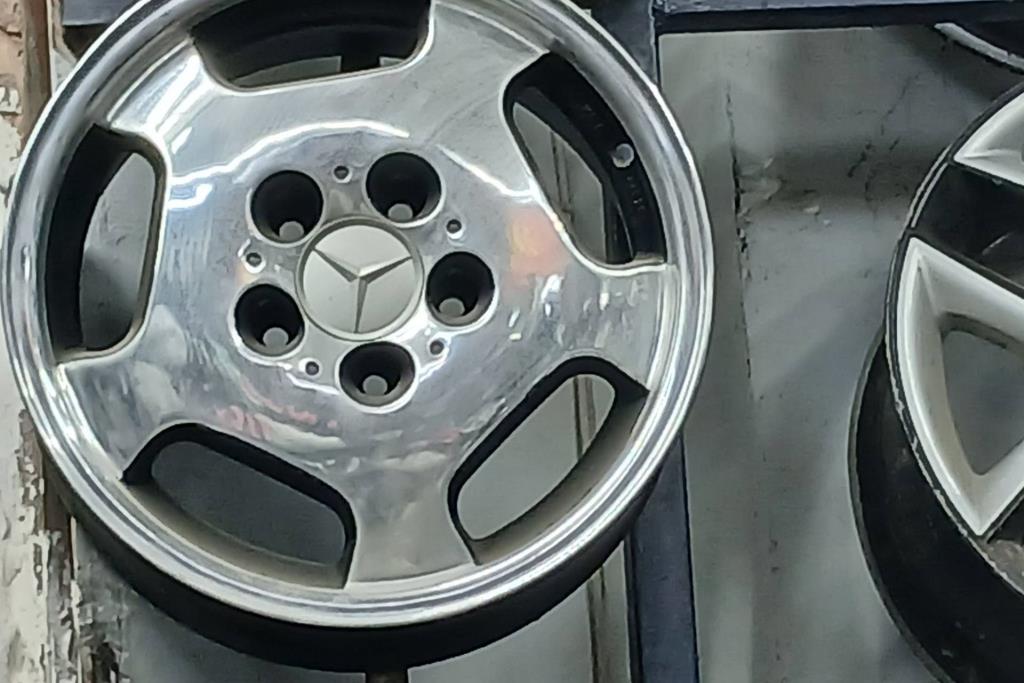  Wheel and Rims  