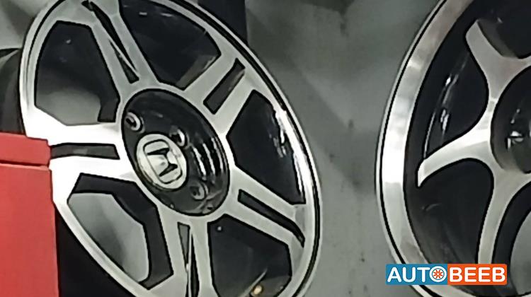  Wheel and Rims  