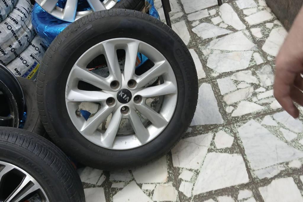 Wheel and Rims  