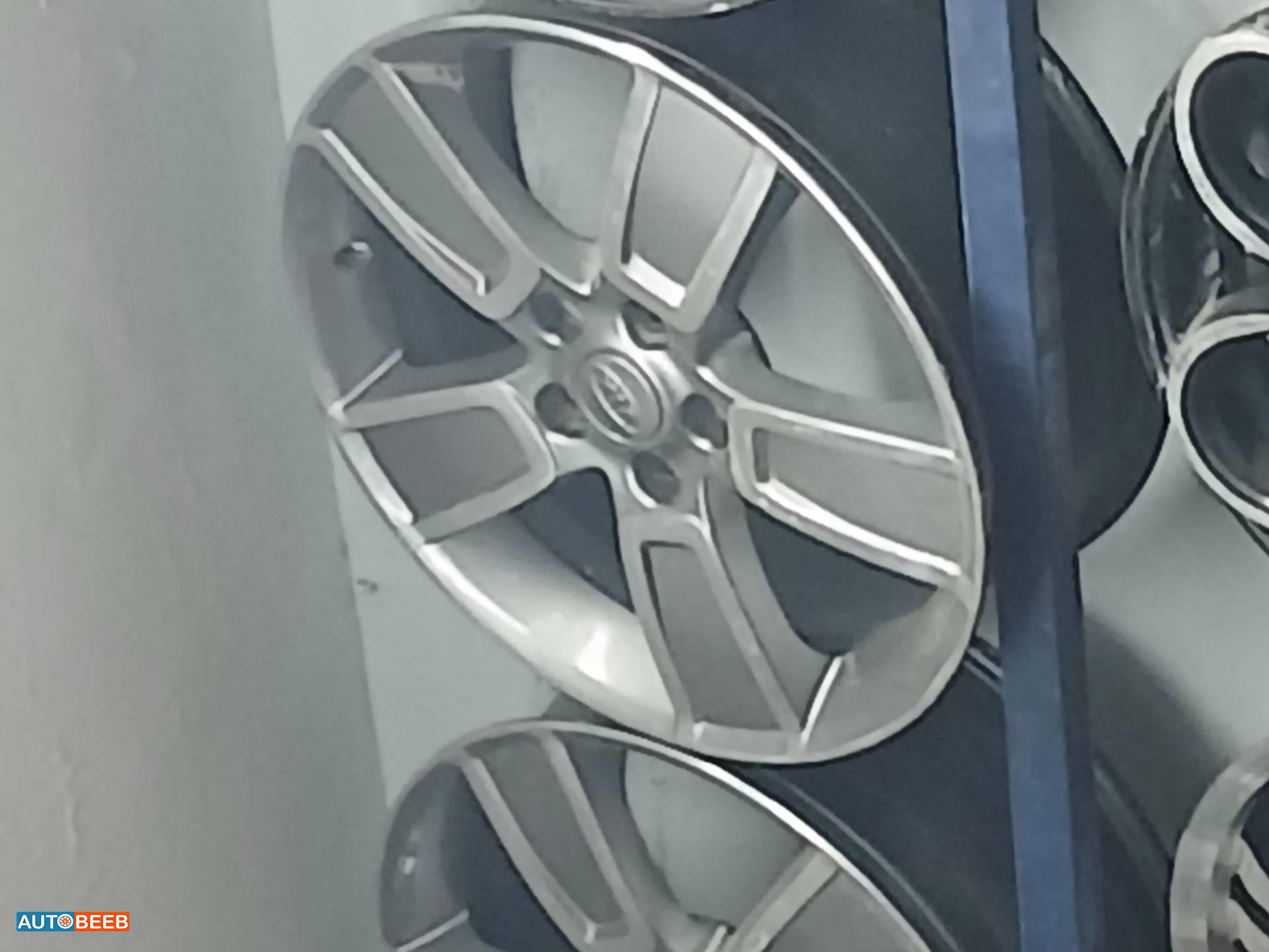  Wheel and Rims  