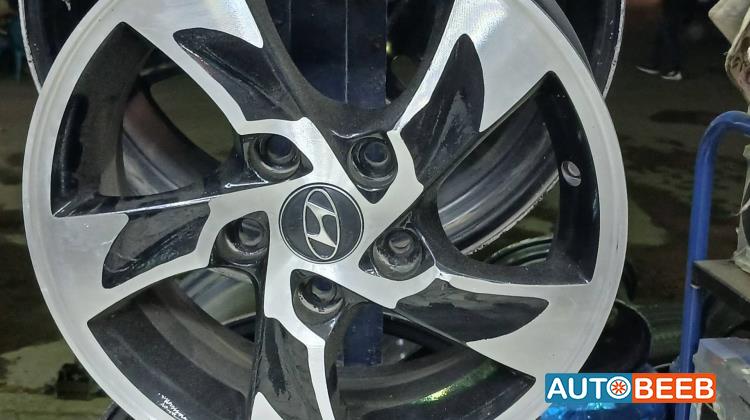  Wheel and Rims  