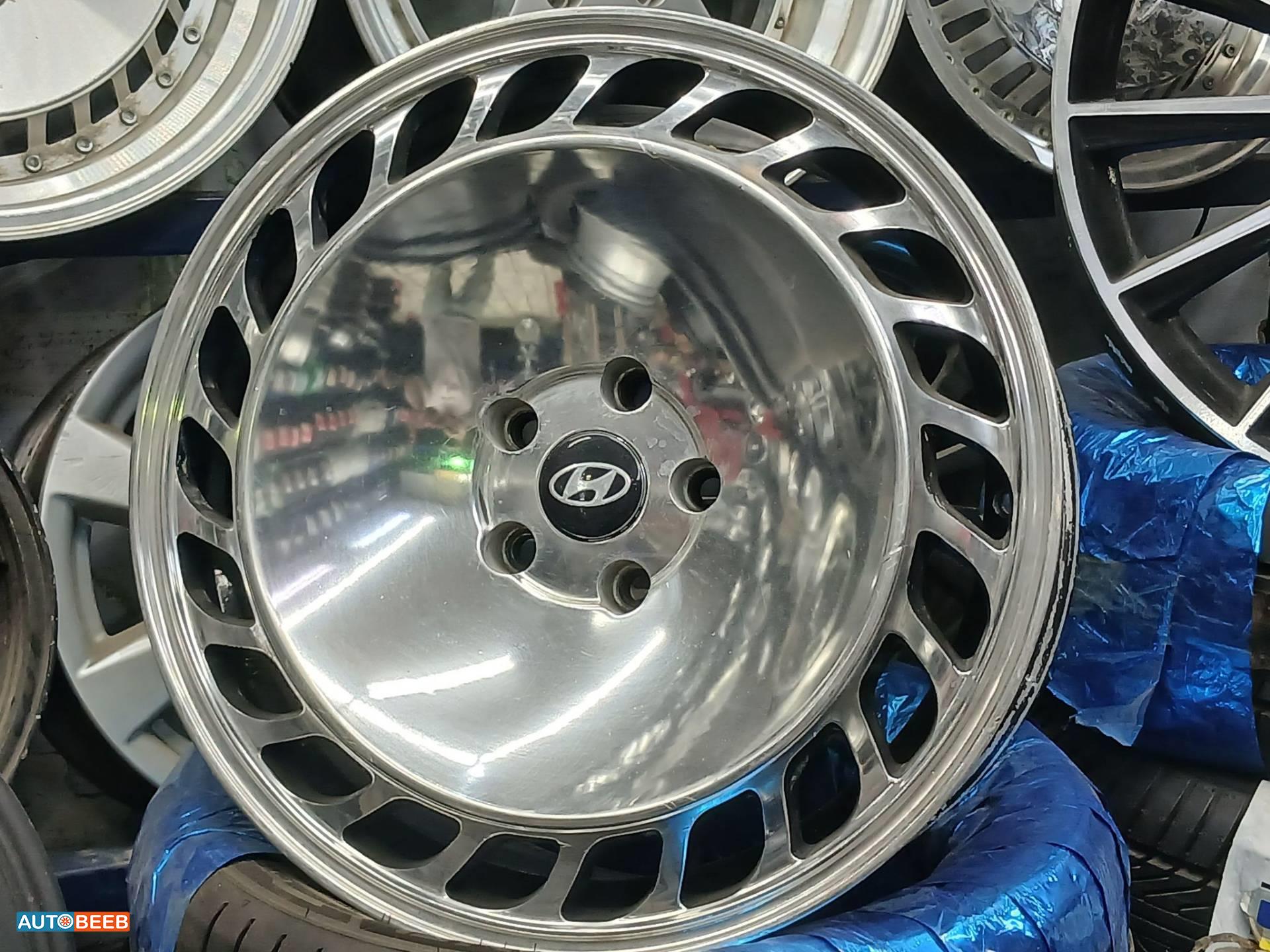  Wheel and Rims  