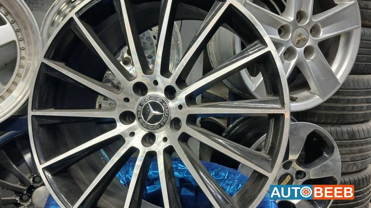  Wheel and Rims  