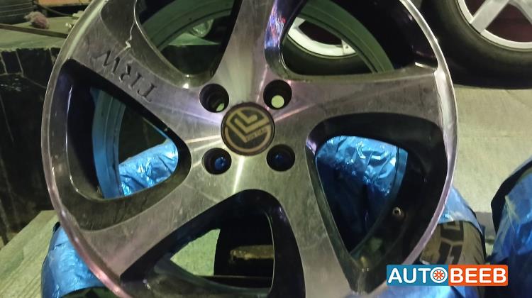  Wheel and Rims  