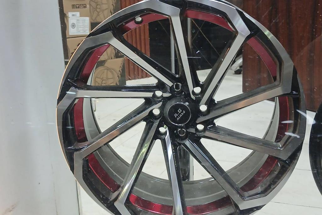  Wheel and Rims  