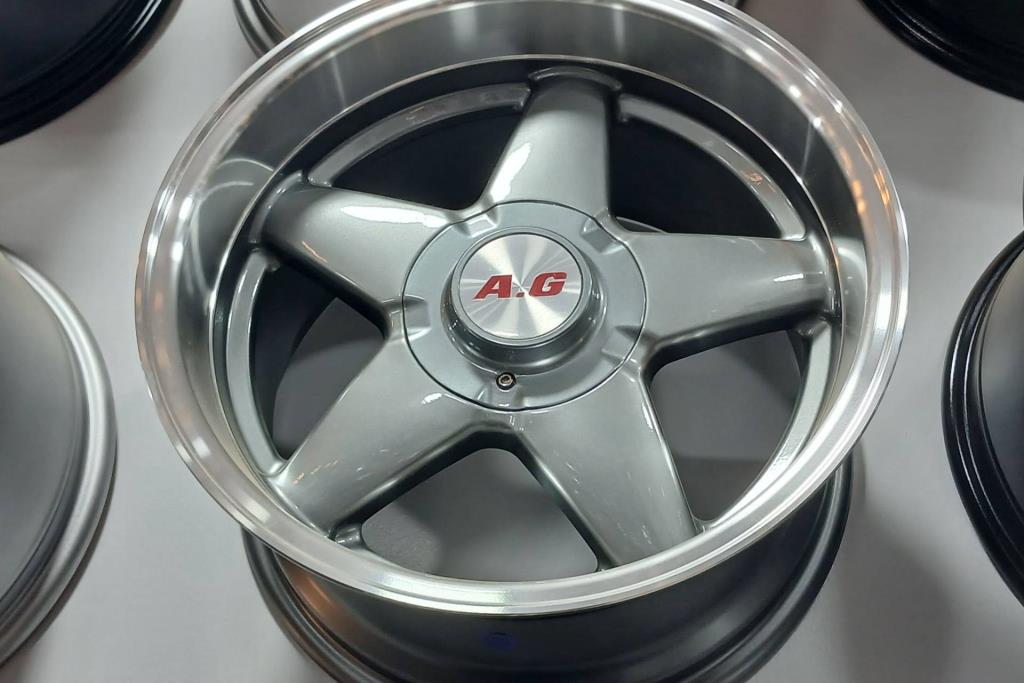  Wheel and Rims  