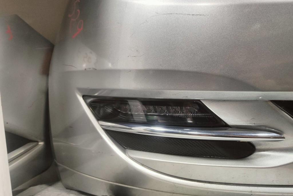 Lights Spotlight Lincoln MKZ