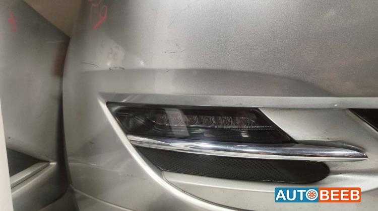 Lights Spotlight Lincoln MKZ
