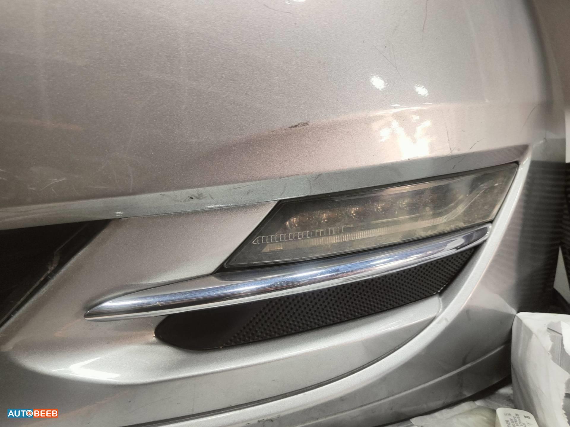 Lights Spotlight Lincoln MKZ