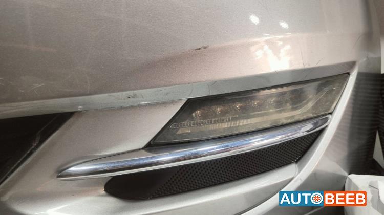 Lights Spotlight Lincoln MKZ