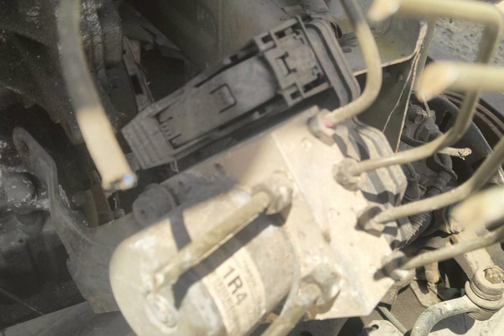 Abs هيونداي اكسنت 2012 2013