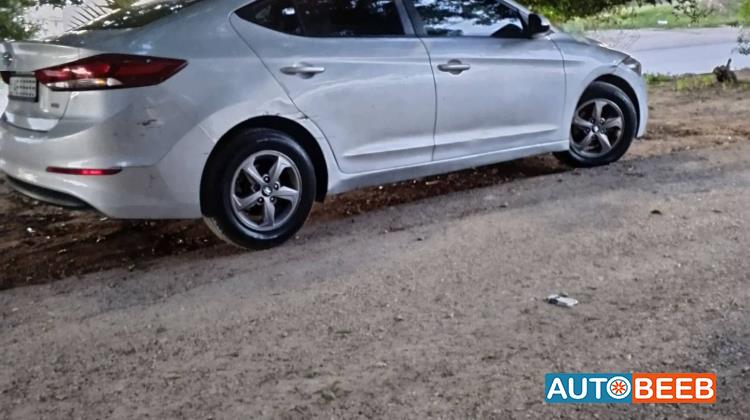 Hyundai Avante 2016