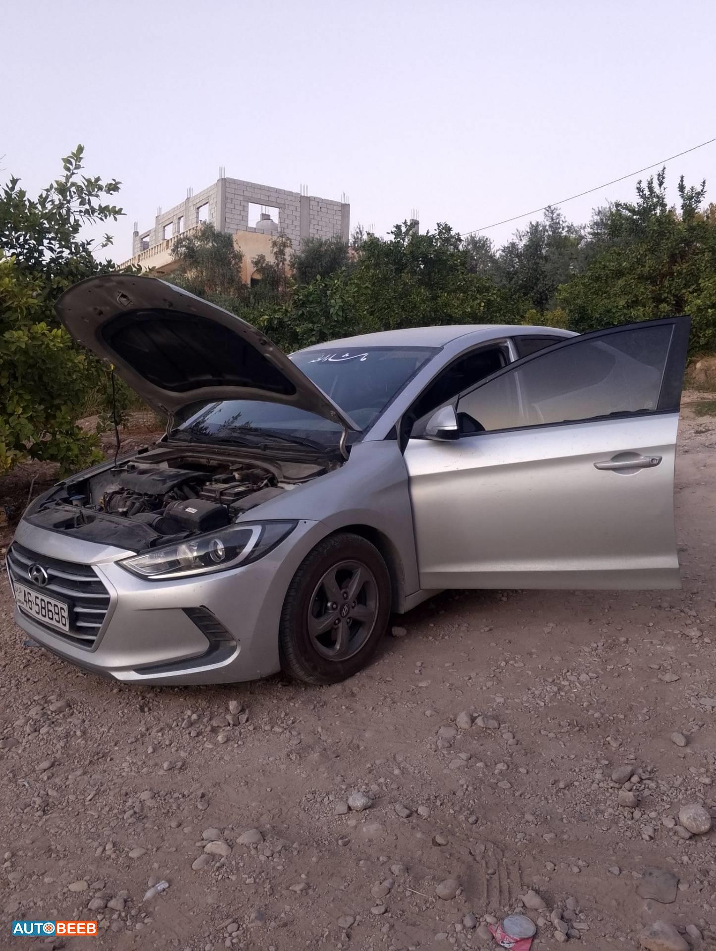 Hyundai Avante 2016