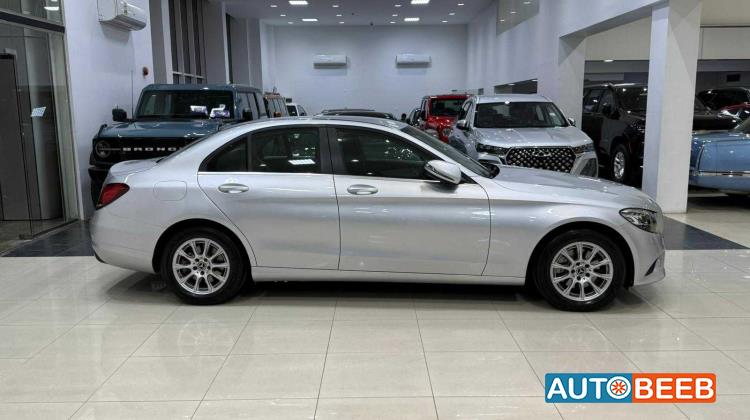 Mercedes Benz C200 2020