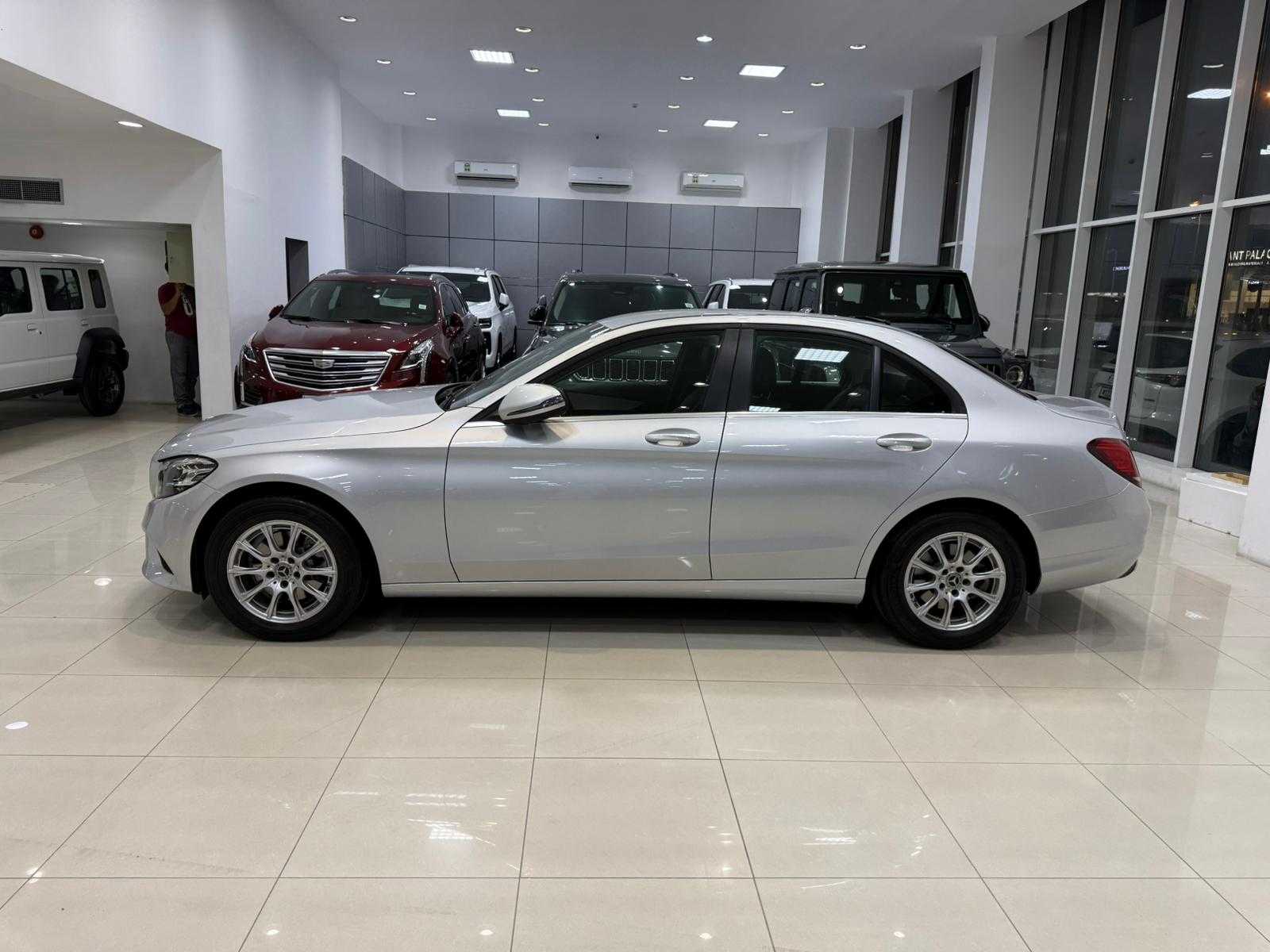 Mercedes Benz C200 2020