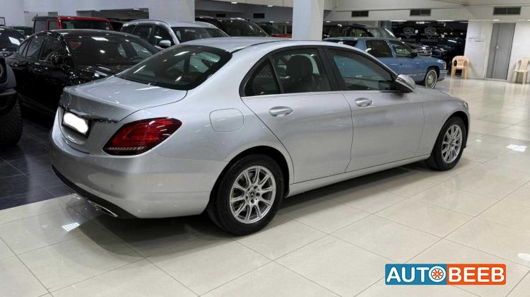 Mercedes Benz C200 2020