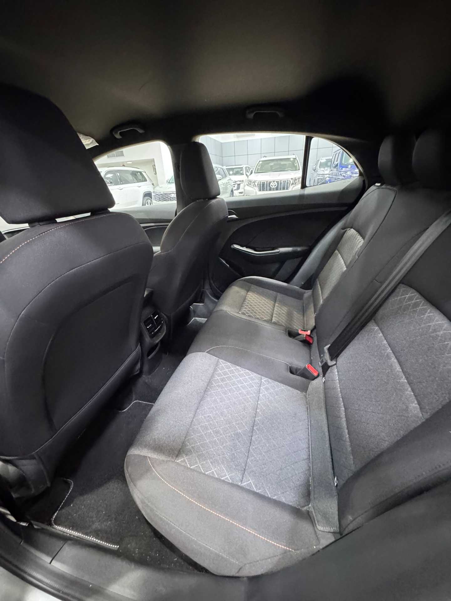 ام جي MG3 2025