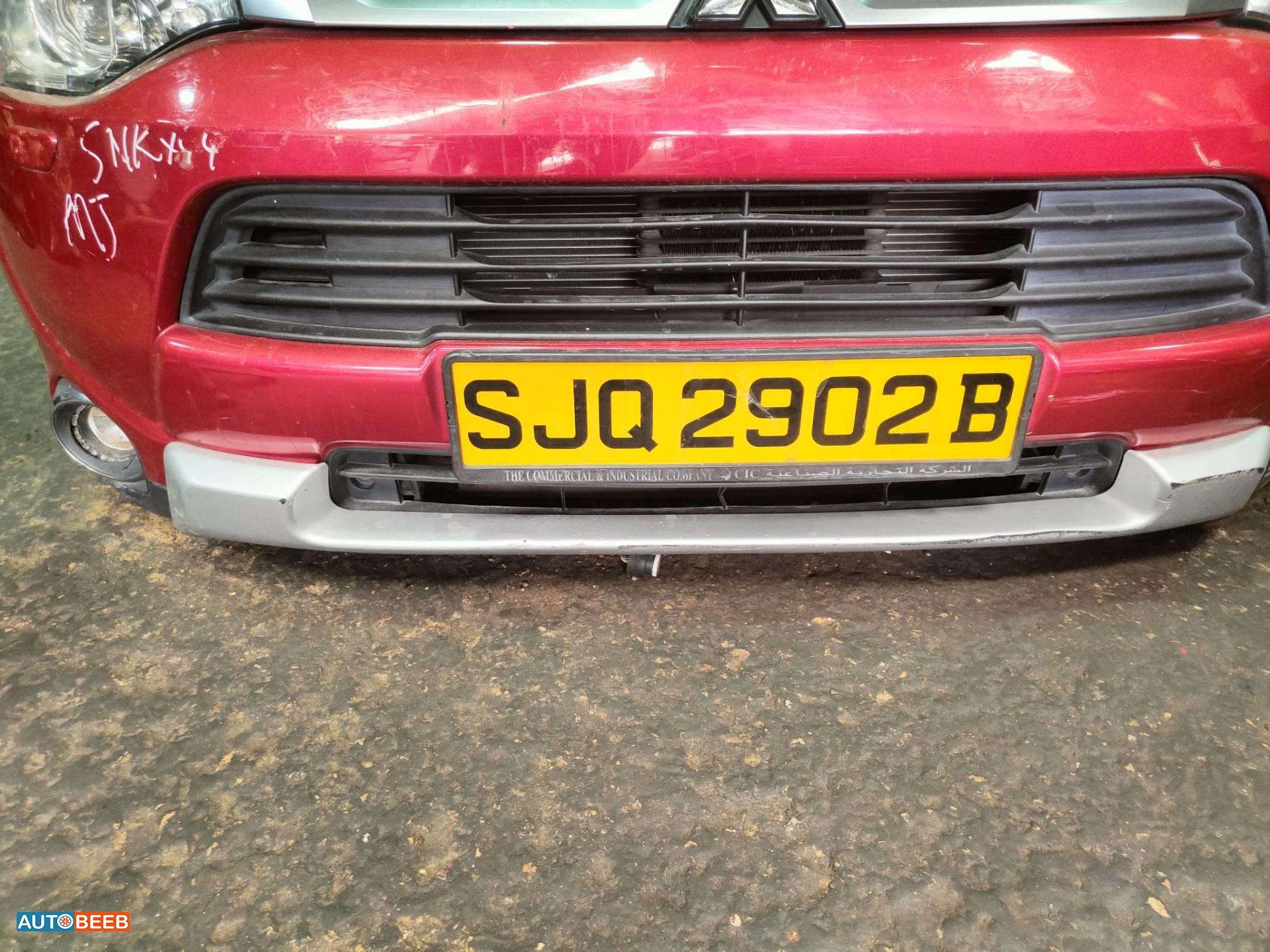Body  Grilles Mitsubishi Outlander