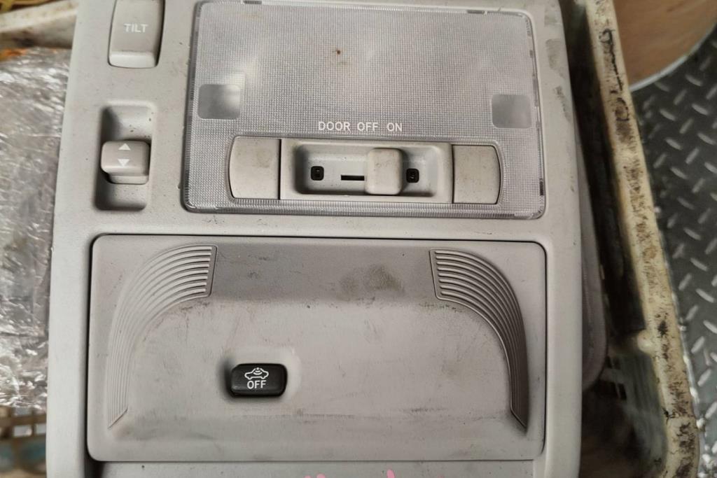 ضوء غرفه لكزس Rx400 2006 2007