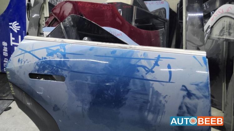 باب خلفي يمين شمال كيا ev9 2023 2024
