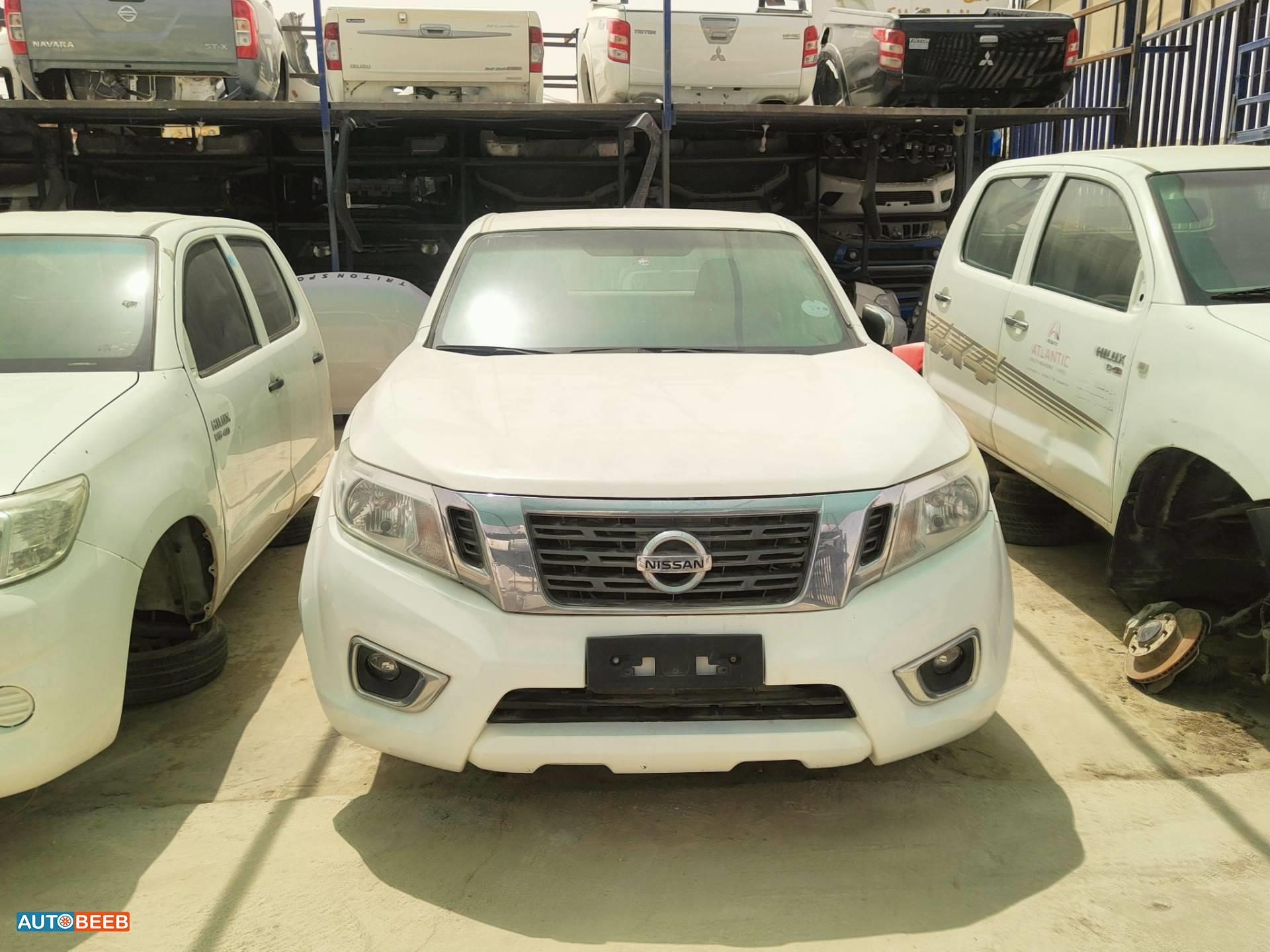 Body  Front clip Nissan Navara