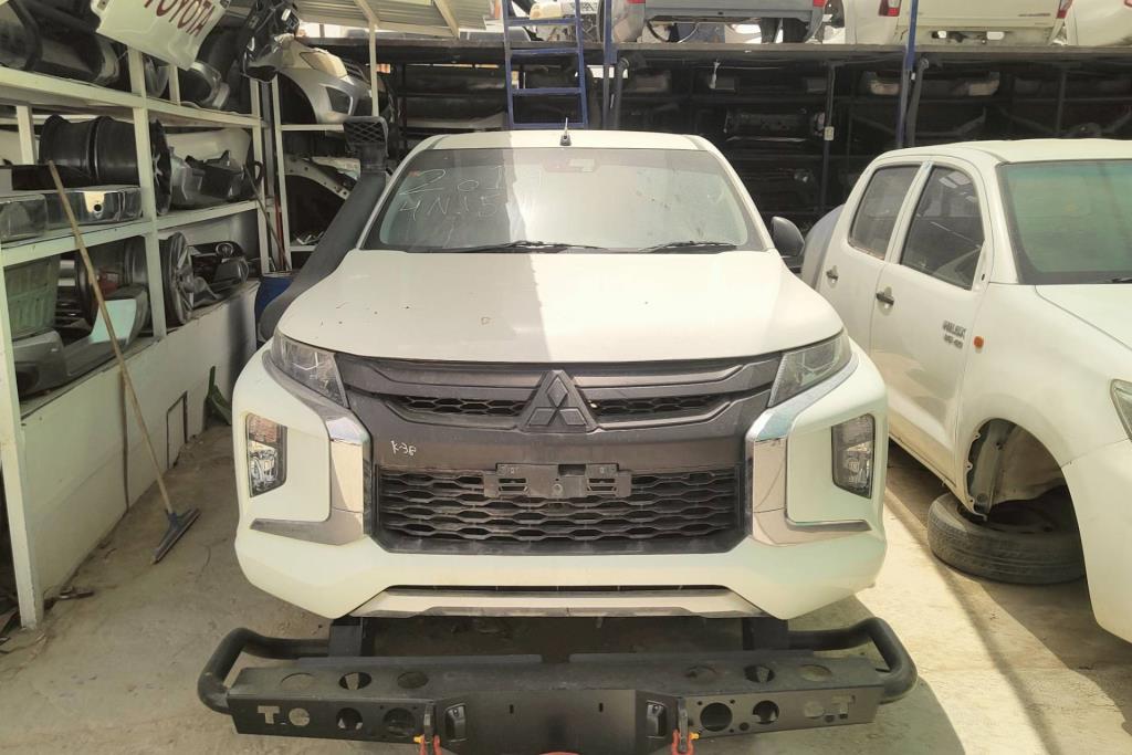 غرفه كاملة ميتسوبيشي l200 2021 2022
