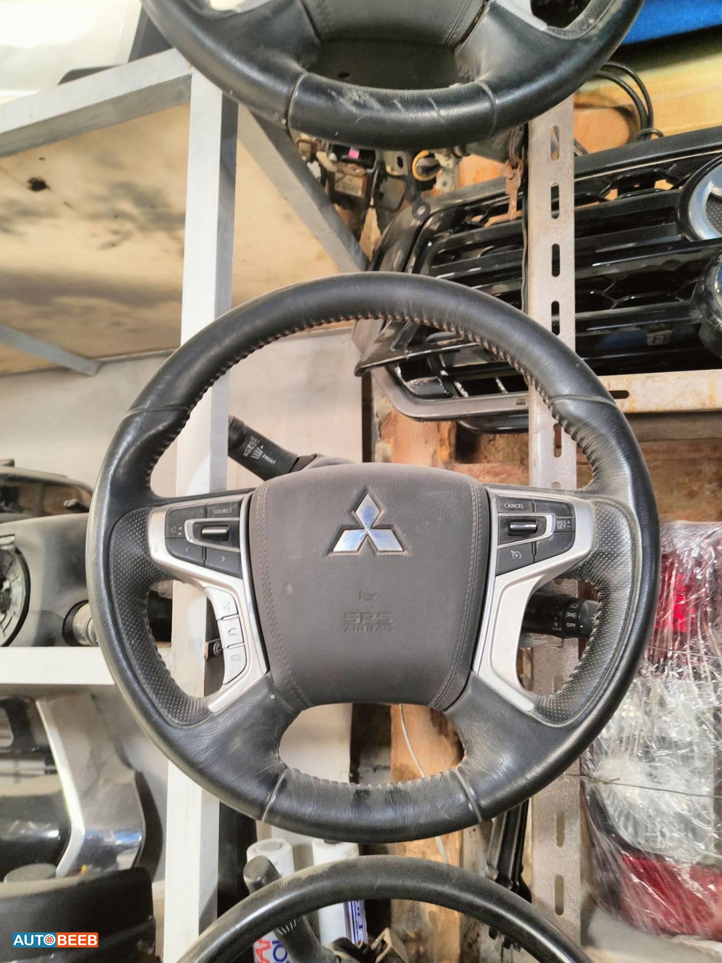 Cabin  Steering Wheel Mitsubishi L200