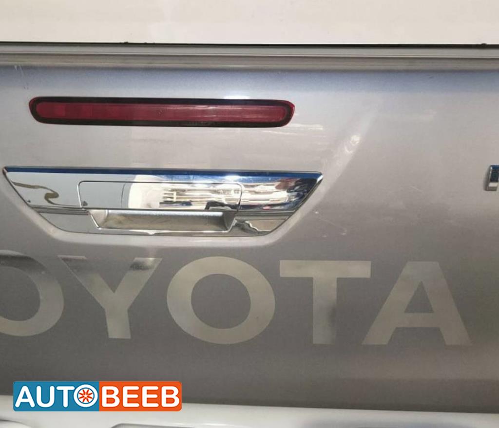 Body  Trunk Toyota Hilux