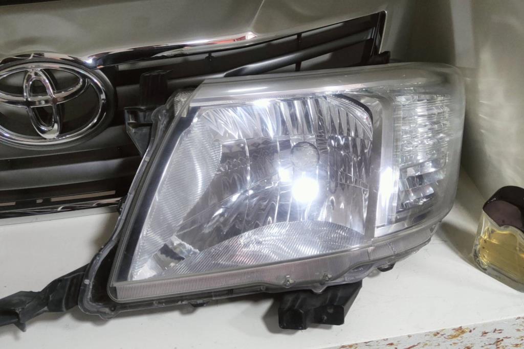 Lights Front light Toyota Hilux