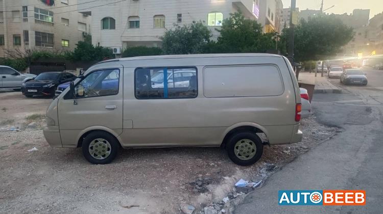 KIA Pregio 2001