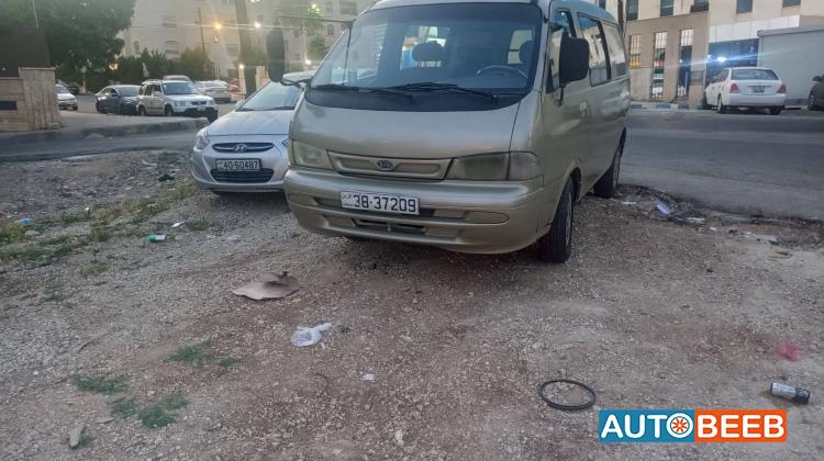 KIA Pregio 2001