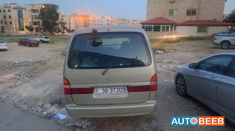 KIA Pregio 2001