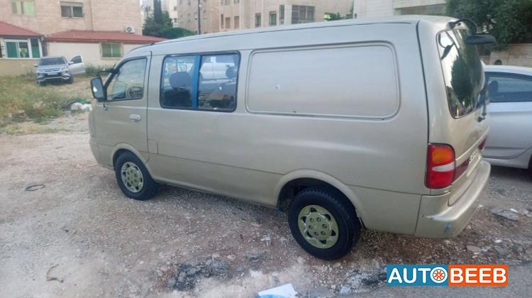 KIA Pregio 2001