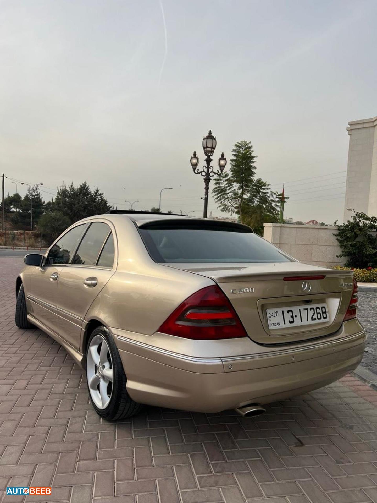 مرسيدس بنز C200 2005