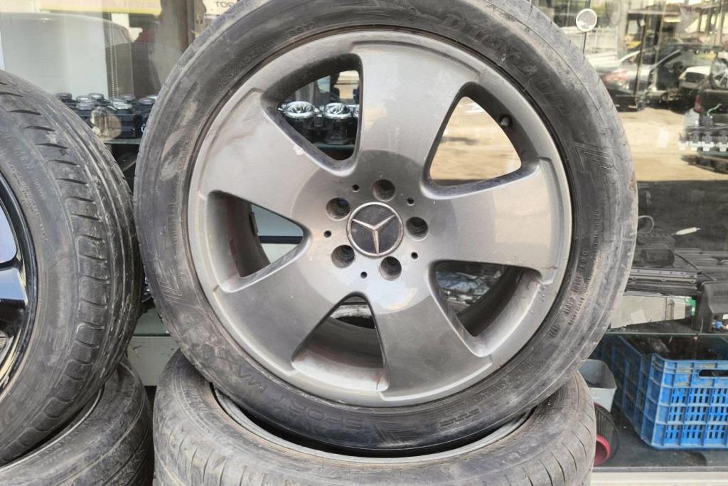جنط مرسيدس قياس 18 