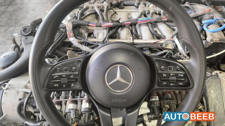 Cabin  Steering Wheel Mercedes Benz E200