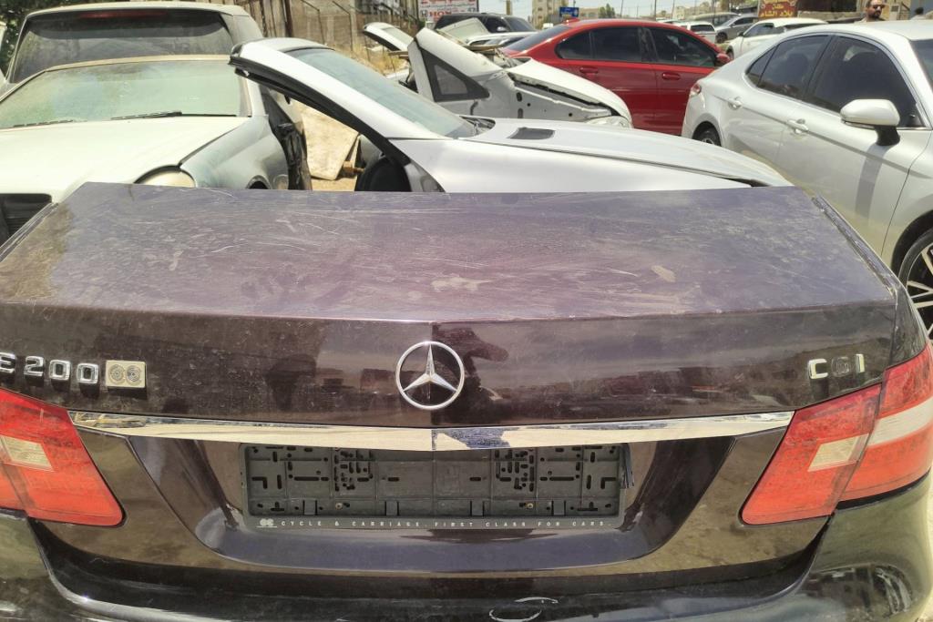غطاء خلفي مرسيدس E200 2014 2015 2016