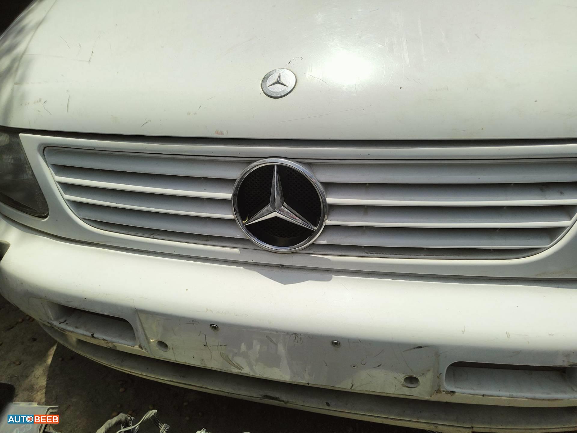  Body  Mercedes Benz Vito 109