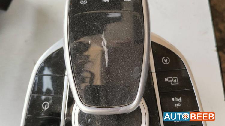 Cabin  Dashboard Mercedes Benz E200