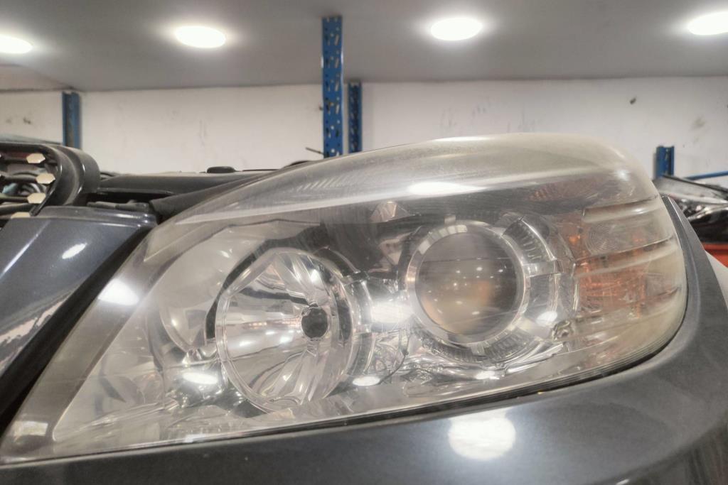 Lights Front light Mercedes Benz C200