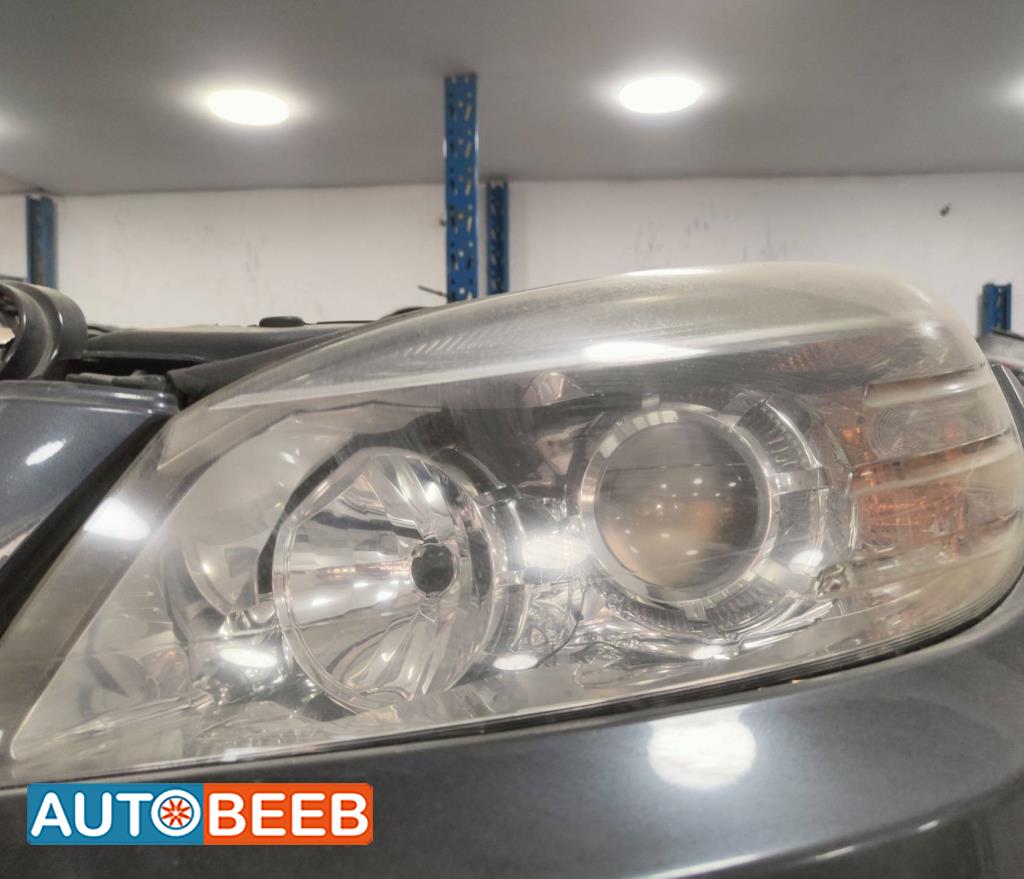 Lights Front light Mercedes Benz C200
