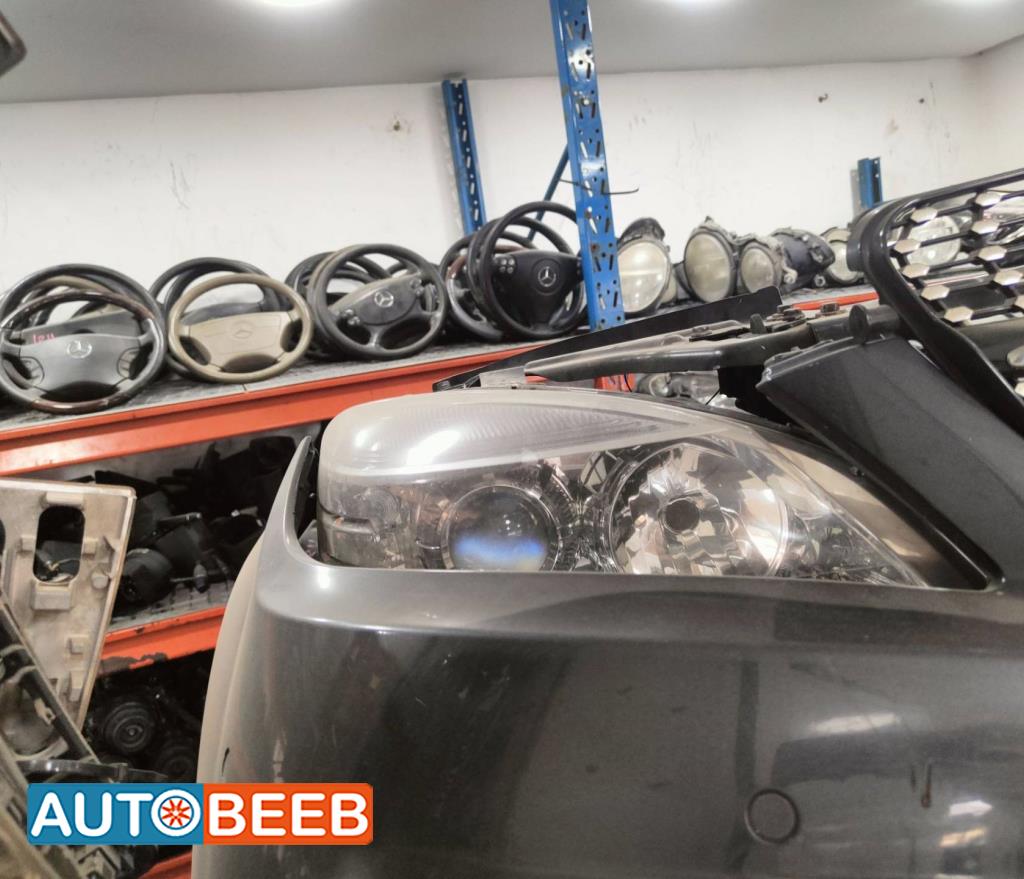 Lights Front light Mercedes Benz C200