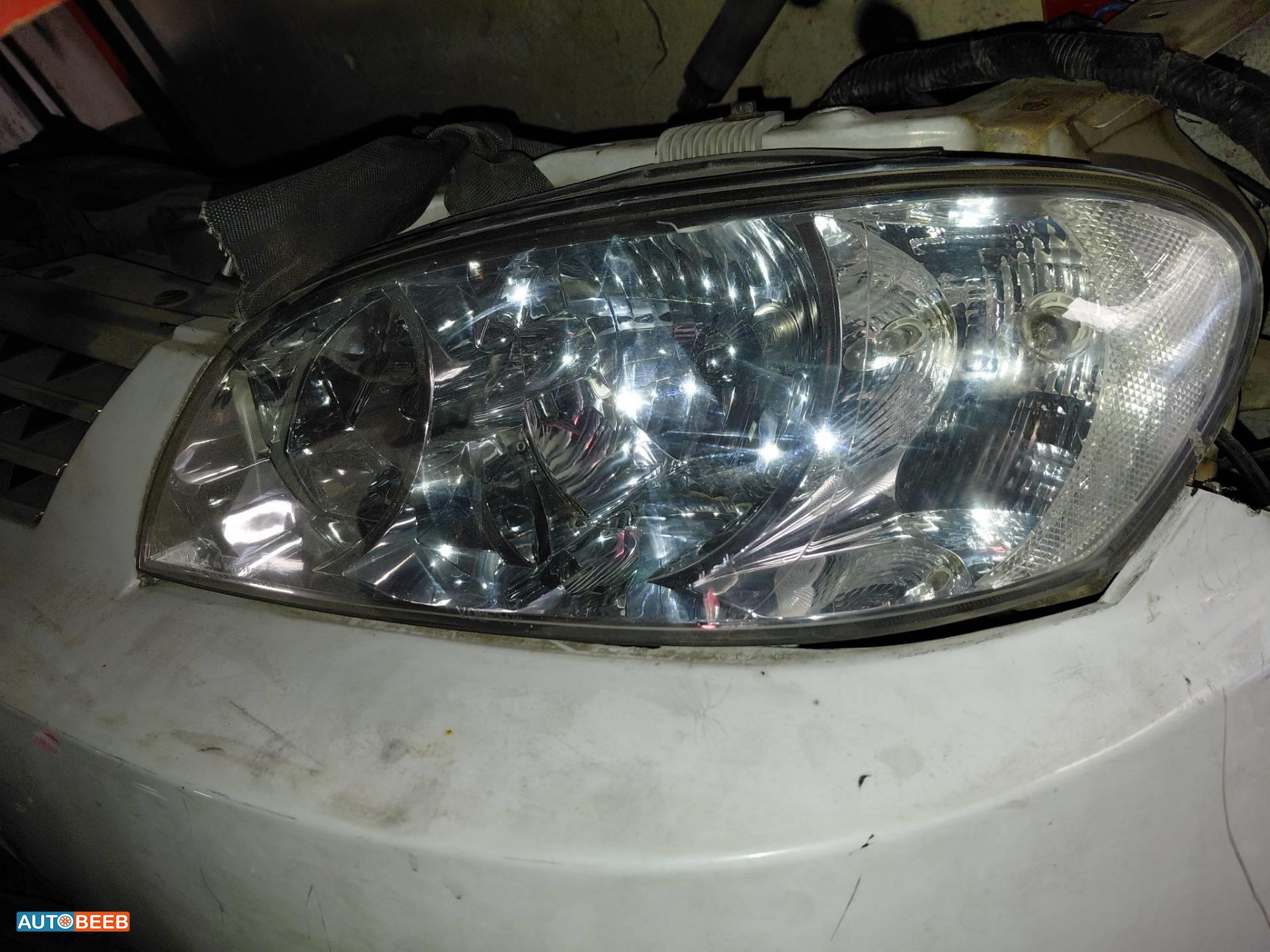 Lights Front light KIA Spectra