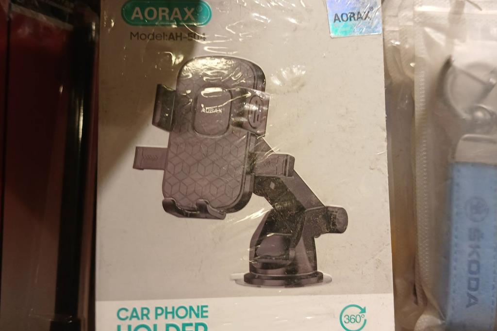  Phone holder  