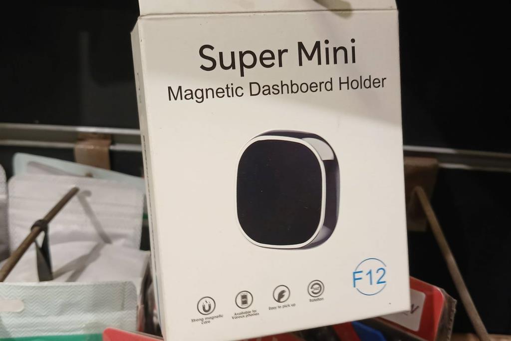  Phone holder  