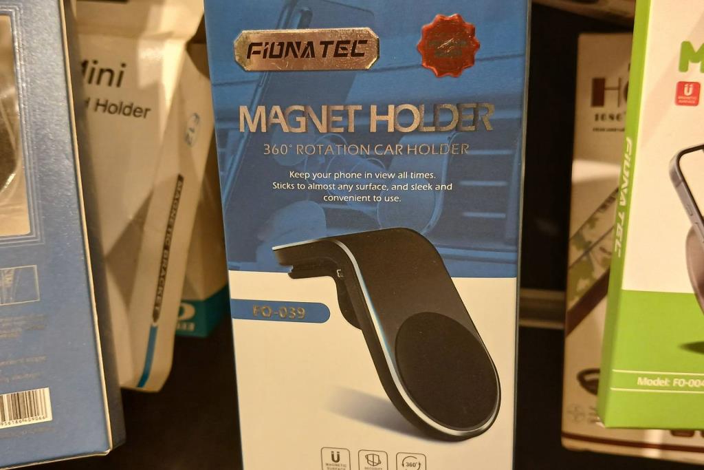  Phone holder  