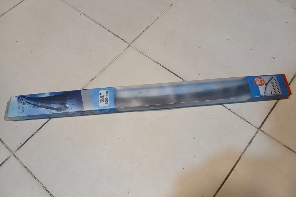  Glass wipers  