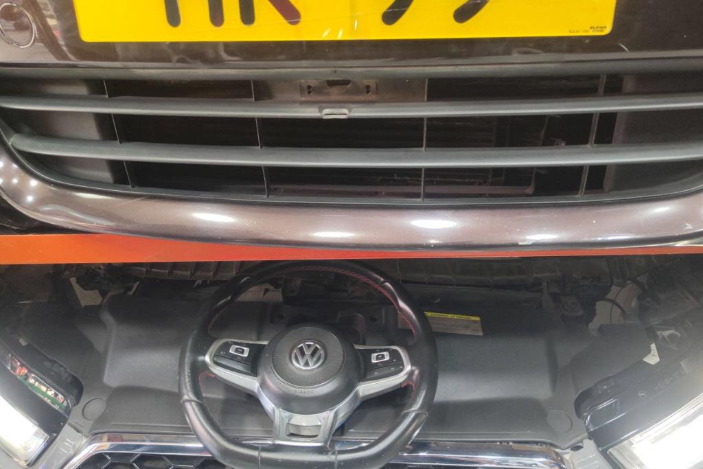Body  Grilles Porsche Panamera
